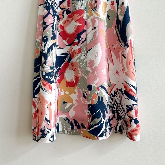 CLUB MONACO • Scharpettah Floral-Print Halter Dress - Picture 13 of 15